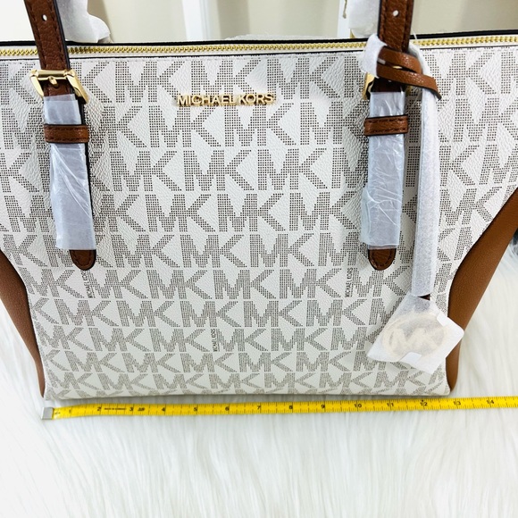 Michael Kors Coraline Large Logo and Leather Tote Bag - Picture 11 of 13